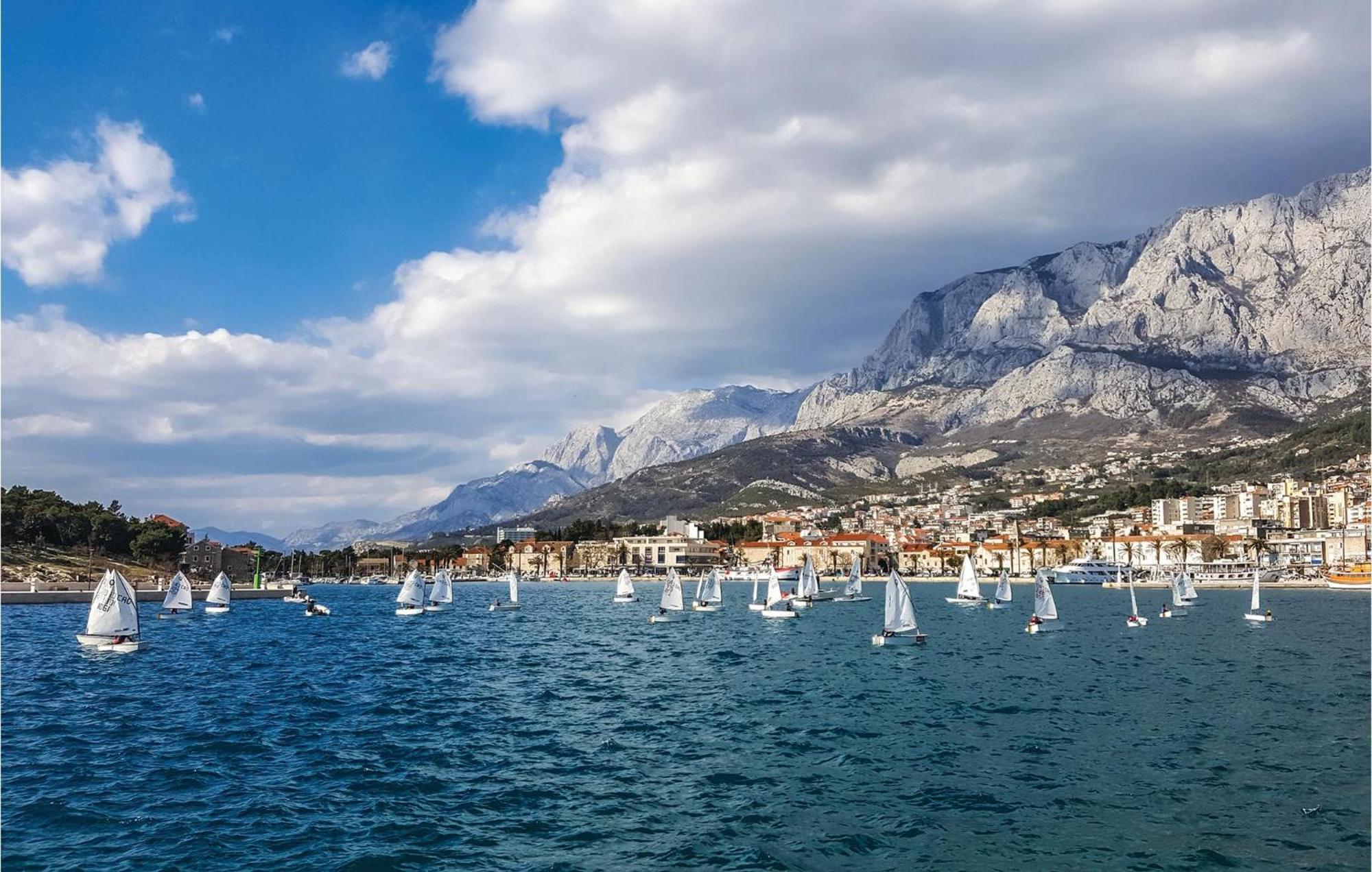 Nice Apartment In Makarska With House Sea View Exterior foto